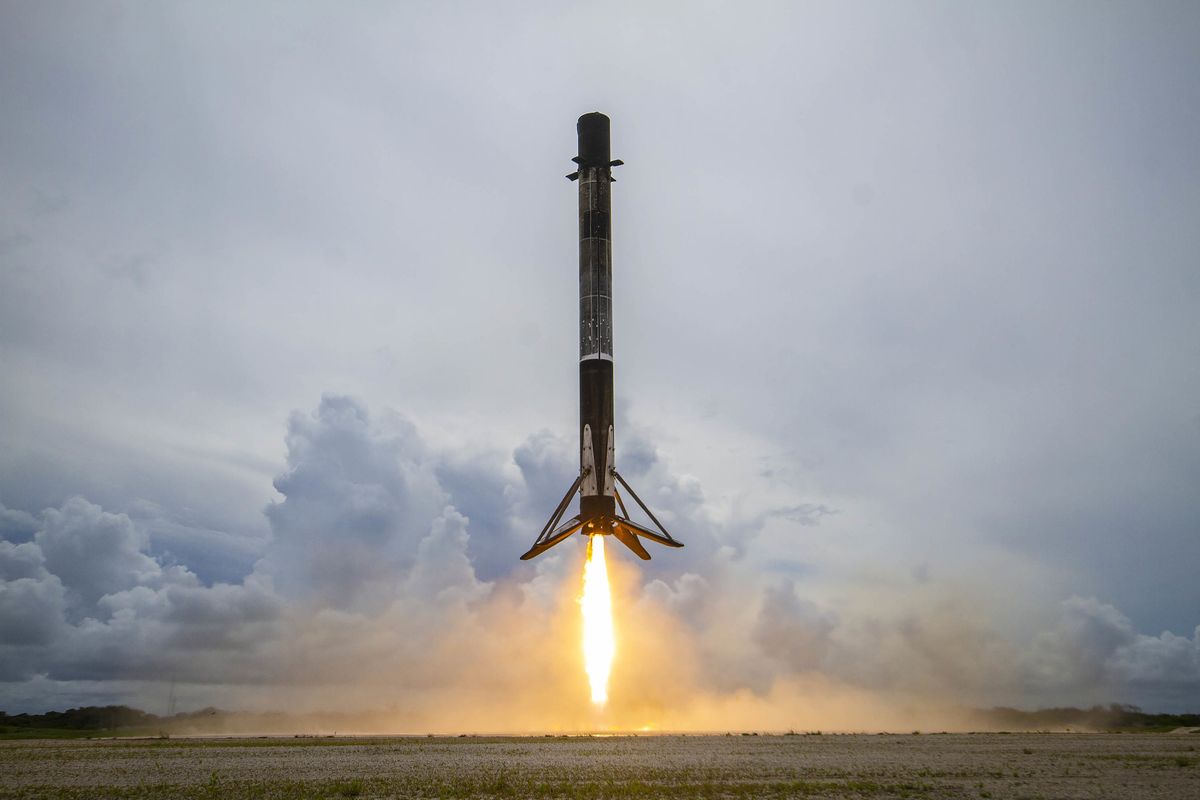 Atterrissage Falcon 9